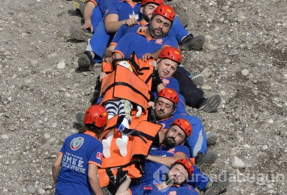 Mersin'de gerçeğini aratmayan tatbikat
