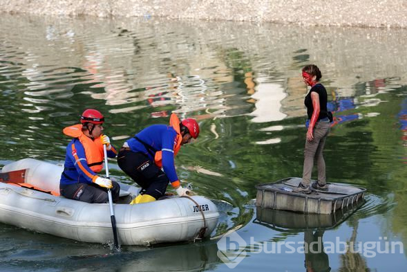 Mersin'de gerçeğini aratmayan tatbikat
