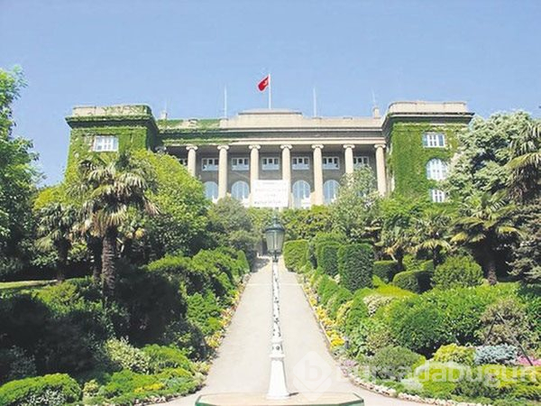 Eda Taşpınar sevgilisini "babam" diye tanıtmış