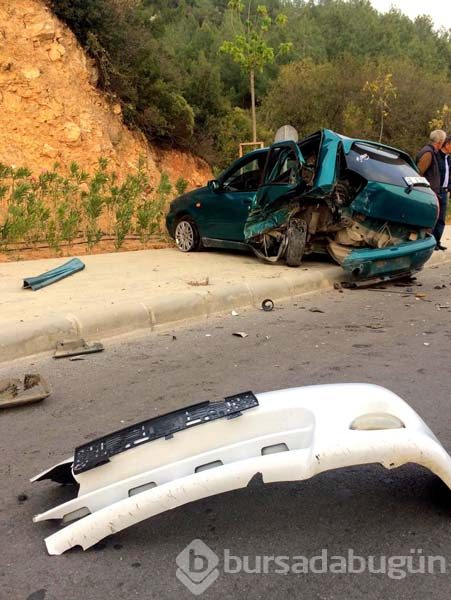 Araçta kocasını bekleyen genç kadın neye uğradığını şaşırdı
