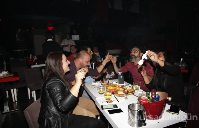 Bursa geceleri tüm hızıyla devam ediyor
