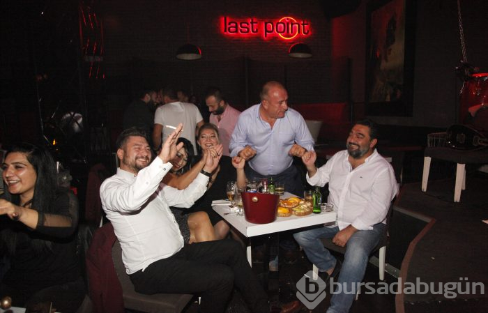 Bursa geceleri tüm hızıyla devam ediyor
