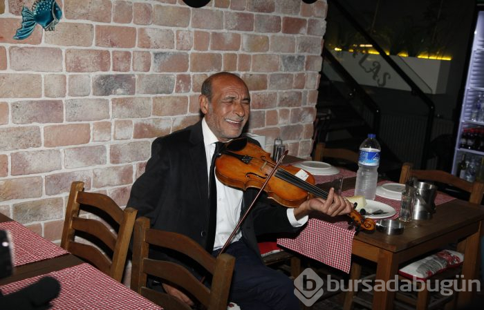 Bursa geceleri tüm hızıyla devam ediyor
