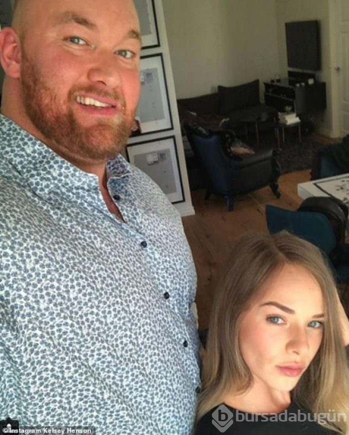 Hafthor Julius Björnsson ile Kelsey Henson evlendi
