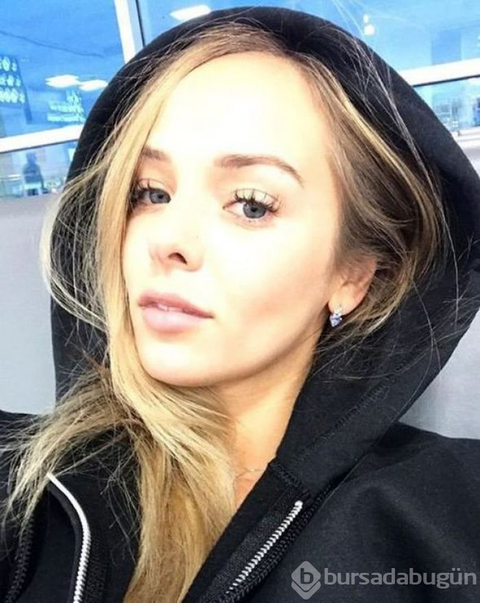Hafthor Julius Björnsson ile Kelsey Henson evlendi
