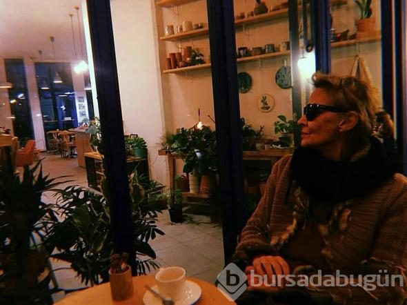 Canlı yayında açıkladı: Evleniyorum!
