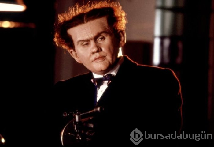 Pennywise'ın gerçekte kim olduğunu biliyor musunuz? (Sinemada makyajla yaratılan sıra dışı değişimler)