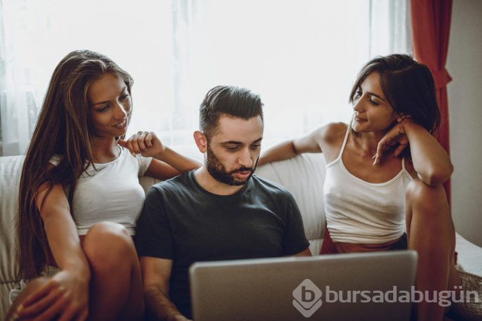 'Telefon kamerasından izleniyorsunuz' İşte korunmanın yolları...
