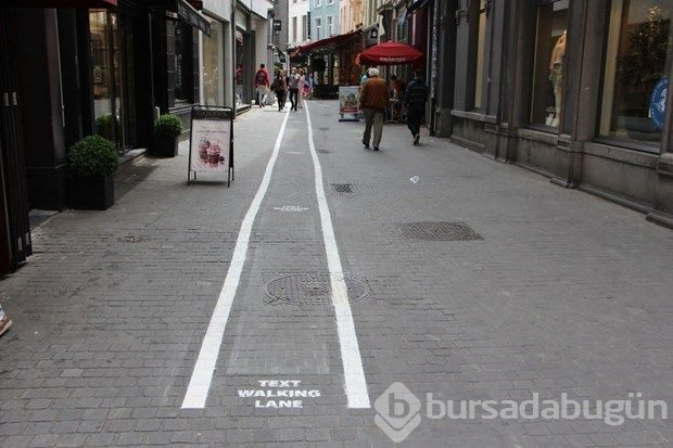 1 hafta boyunca telefonunu elinden düşürmedi hastanelik oldu