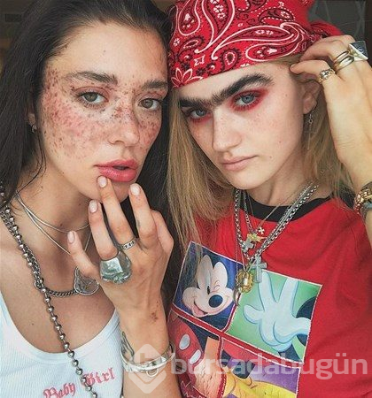Moda dünyası onun peşinde
