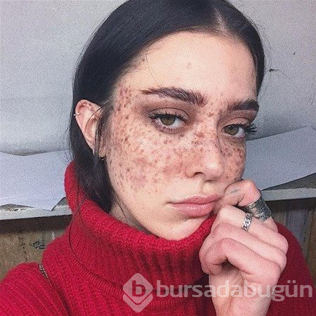 Moda dünyası onun peşinde
