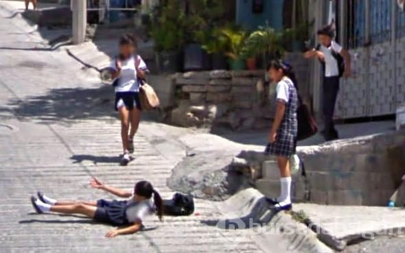 Google Haritalar kameralarına takılan ilginç görüntüler
