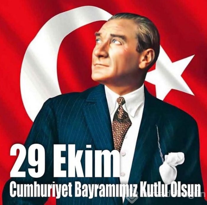 Ünlülerin 29 Ekim Cumhuriyet Bayramı paylaşımları