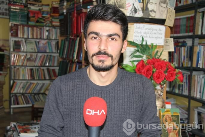 Çöpte bulduğu kitapla hayatı değişti

