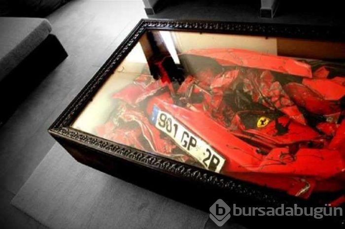 Hurdaya dönen Ferrari'yi bakın ne hale getirdi

