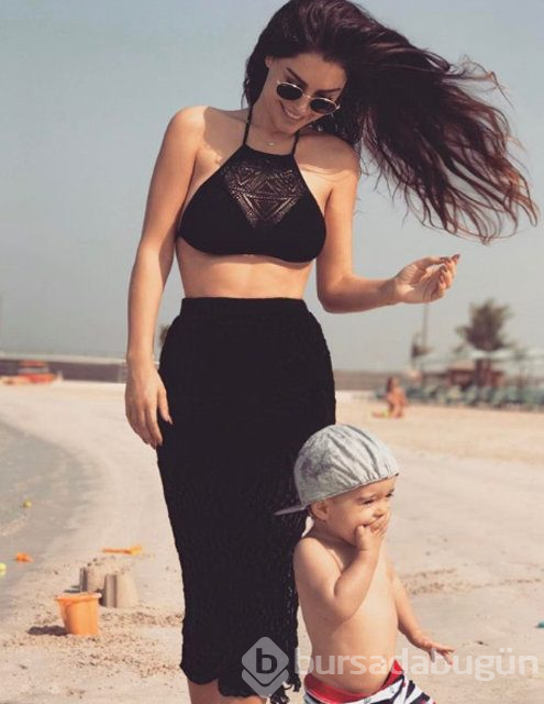 Yolanthe Cabau'nun oğlu Xess Xava Sneijder ile eğlenceli anları
