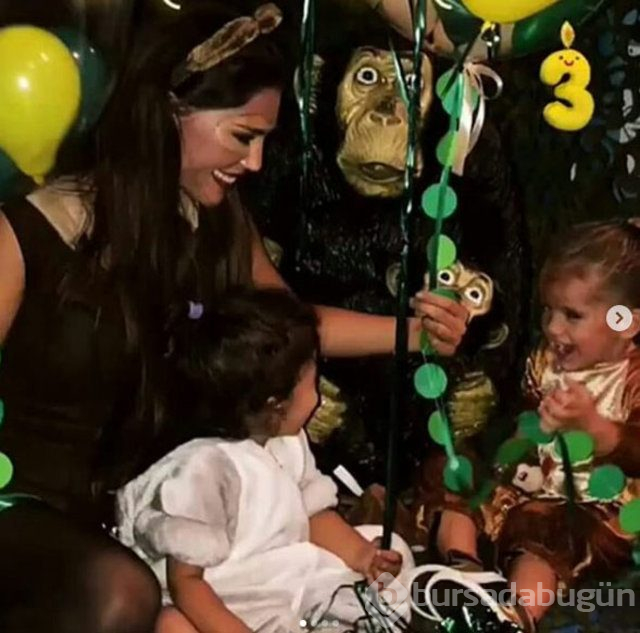 Yolanthe Cabau'nun oğlu Xess Xava Sneijder ile eğlenceli anları
