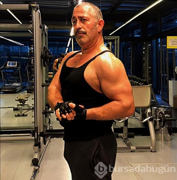 Cem Yılmaz 10 ayda 20 kilo verdi
