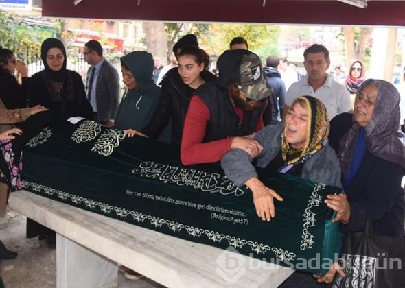 Nazar Nur Kaya son yolculuğuna uğurlandı! Annesini Acun Ilıcalı teselli etti
