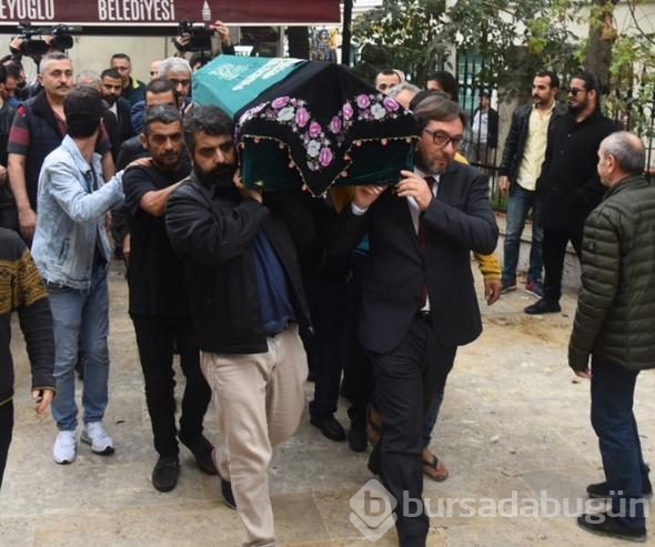 Nazar Nur Kaya son yolculuğuna uğurlandı! Annesini Acun Ilıcalı teselli etti
