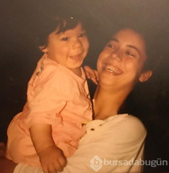 İşte Can Yaman'ın annesi: Görenleri şaşırttı