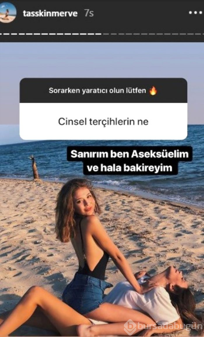 Dekolteli paylaşımı ağızları açık bıraktı
