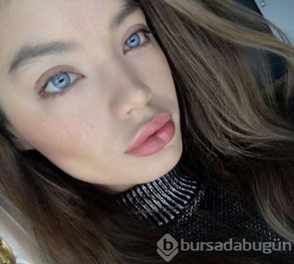 Buse Narcı eliyle yüzünü kapattı ama... Dikkat çeken detay!
