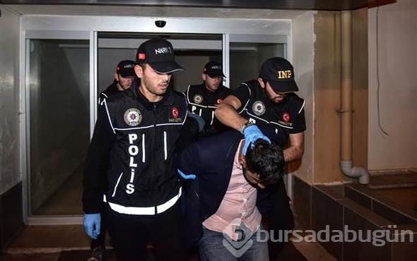 Lüks araçta uyuşturucu düzeneği
