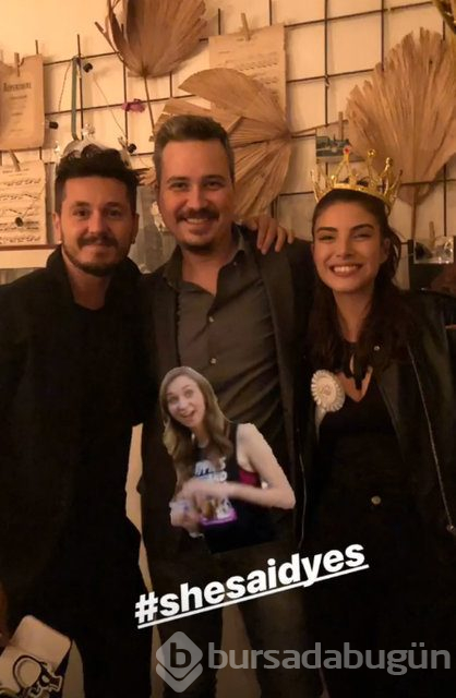Deniz Baysal ile Barış Yurtçu nişanlandı
