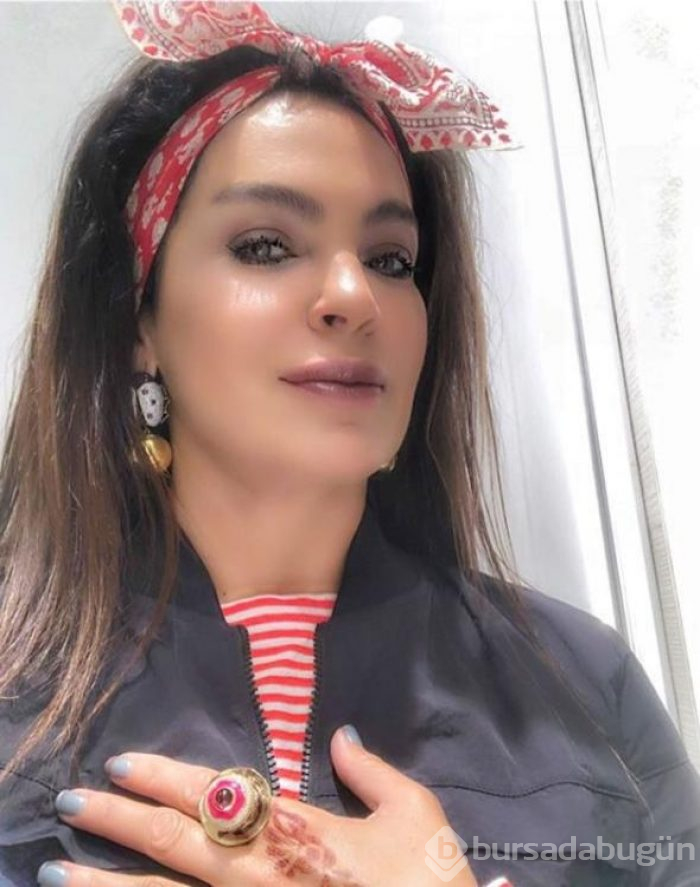 Özge'den photoshop iddialarına cevap
