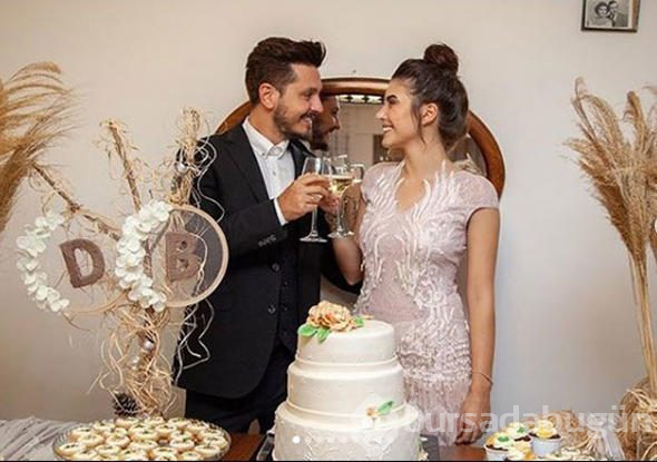 Deniz Baysal ile Barış Yurtçu'nun nişanından yeni fotoğraflar
