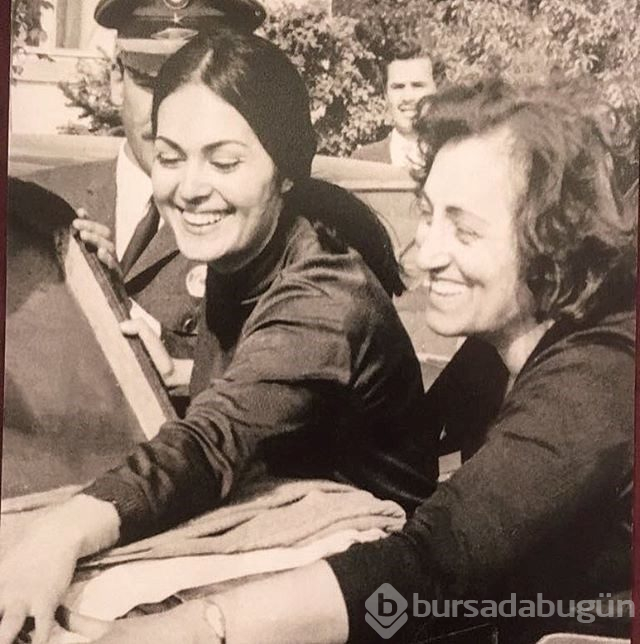 Can Yaman'ın annesi Gülden Yaman'ı ablası sandılar (Ünlüler ve anneleri)