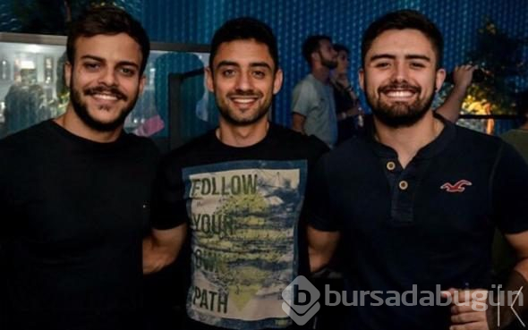 Eşiyle yatakta yakaladığı adamı cinsel organını keserek öldürdü