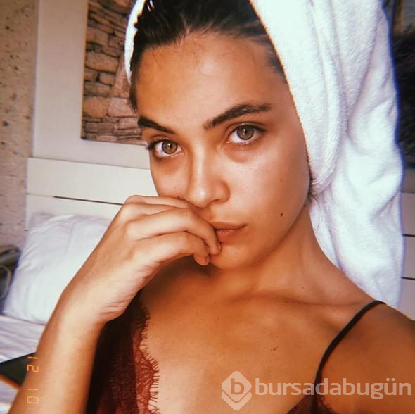 Bu ne hal Burcu!
