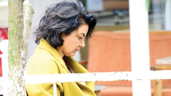 Bu ne hal Burcu!

