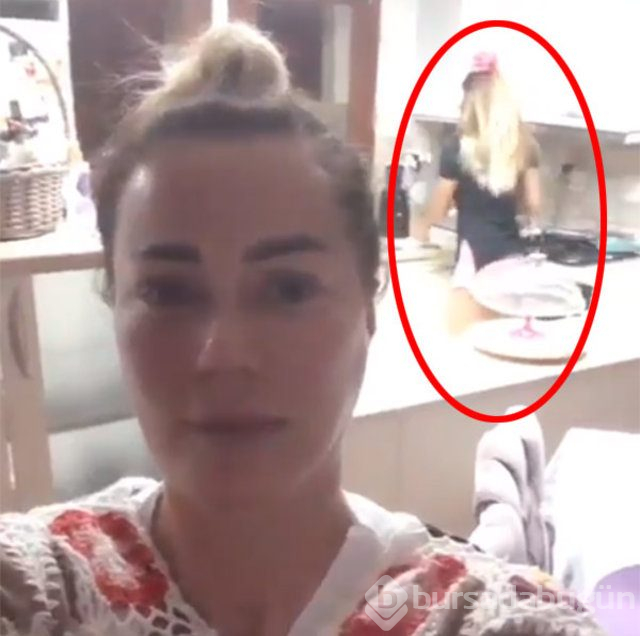 Hatice: Popomla kafayı bozmuşlar!

