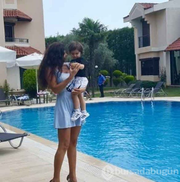 Hatice: Popomla kafayı bozmuşlar!
