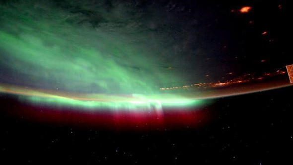 NASA, turuncu Dünya fotoğrafı paylaştı

