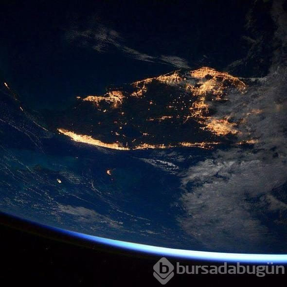 NASA, turuncu Dünya fotoğrafı paylaştı
