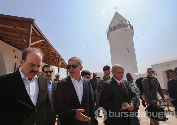 Hulusi Akar Sevakin Adası'nda
