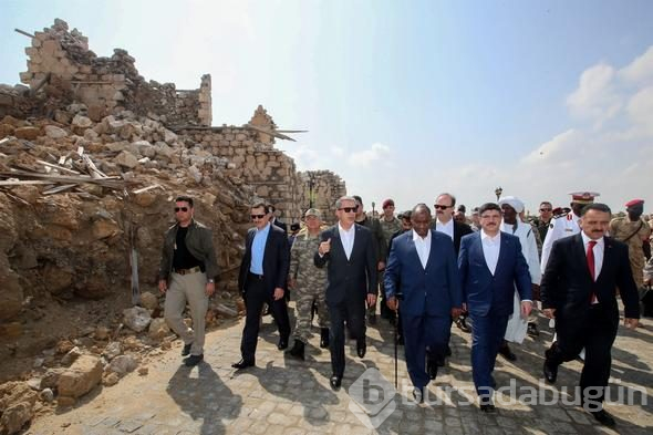Hulusi Akar Sevakin Adası'nda
