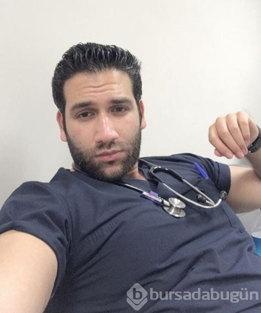 Sosyal medyanın fenomen erkek doktorları
