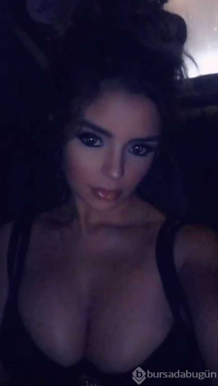 Demi Rose partiden partiye koşuyor
