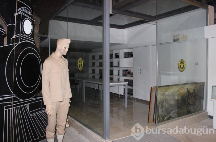 Atatürk maskı yenilendi (Türkiye'nin en büyüğü)