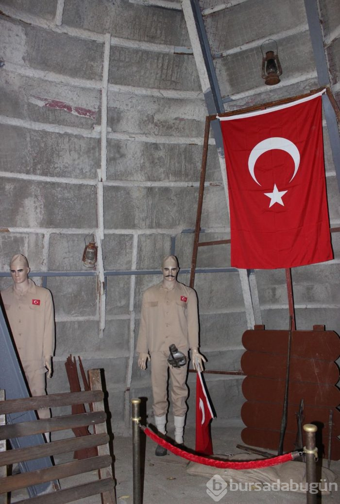 Atatürk maskı yenilendi (Türkiye'nin en büyüğü)