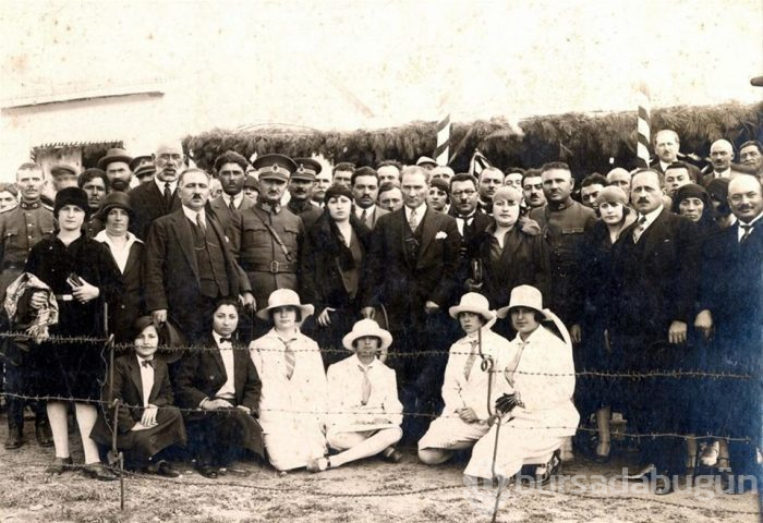 Arşivlerden çıkan Atatürk fotoğrafları