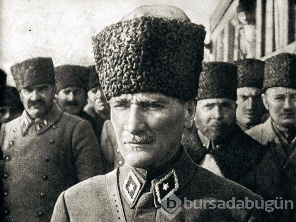 Atatürk'ün cumhuriyetle ilgili sözleri (Bugün bile yolumuzu aydınlatan 20 sözü)