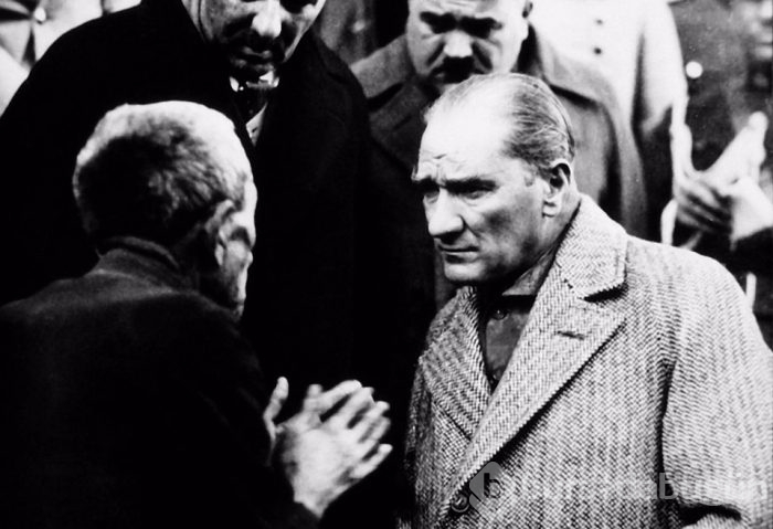 Atatürk'ün cumhuriyetle ilgili sözleri (Bugün bile yolumuzu aydınlatan 20 sözü)