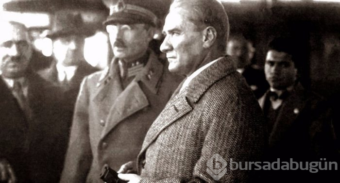 Atatürk'ün cumhuriyetle ilgili sözleri (Bugün bile yolumuzu aydınlatan 20 sözü)