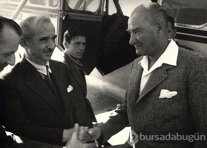 Atatürk'ün cumhuriyetle ilgili sözleri (Bugün bile yolumuzu aydınlatan 20 sözü)